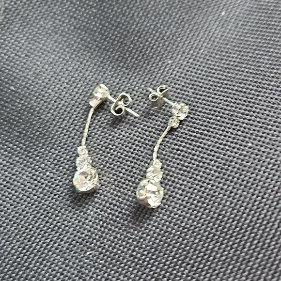 Silver Rhinestone Drop Earrings - Picture 1 of 1